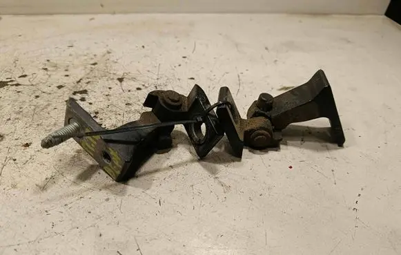 Audi Q7 4M Front door hinge set