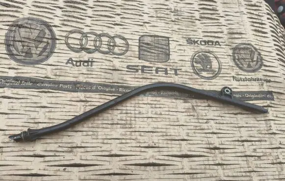 Audi A4 S4 B9 Oil level dip stick 06m115609l