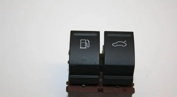 Volkswagen PASSAT B6 Fuel tank opening switch 3C0959903B