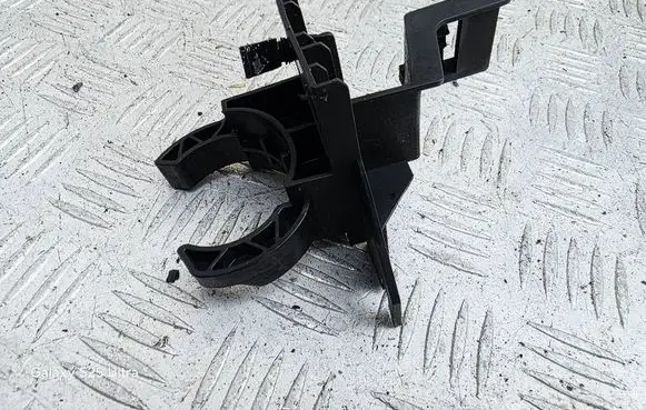 Skoda Rapid (NH) Other engine bay part 6R0955195