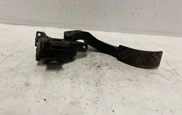 Audi A6 S6 C5 4B Accelerator throttle pedal 8D1723523N 6PV00837602