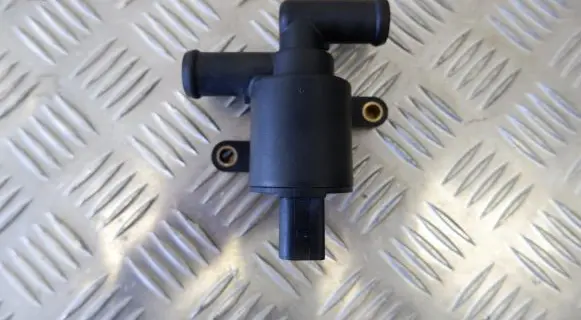 Audi A8 S8 D4 4H Electric auxiliary coolant/water pump 4H0121671B