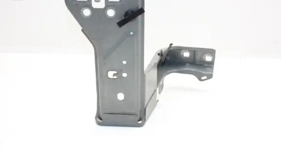 Smart ForFour II W453 Fender mounting bracket 625123299R