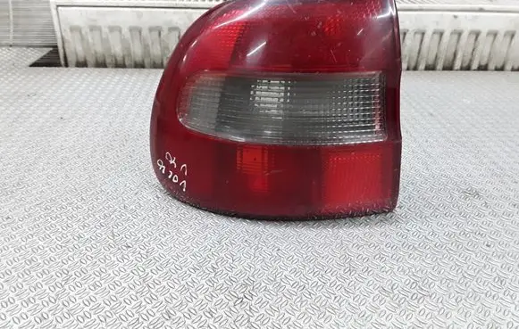 Rear/tail lights