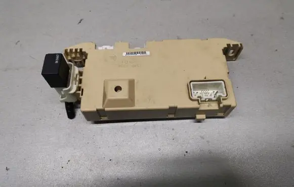 Mazda 2 Other control units/modules FA404