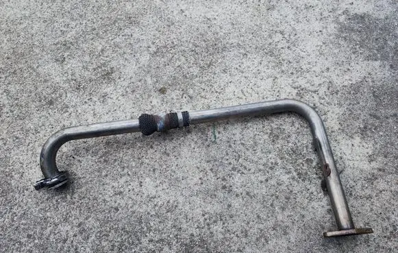 Chrysler Voyager EGR valve line/pipe/hose 068002217AC