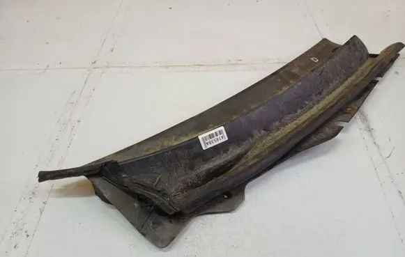 Ford Mondeo Mk III Wiper trim 1S71F02216AH