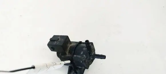 Toyota Avensis T270 Turbo solenoid valve 258600R010