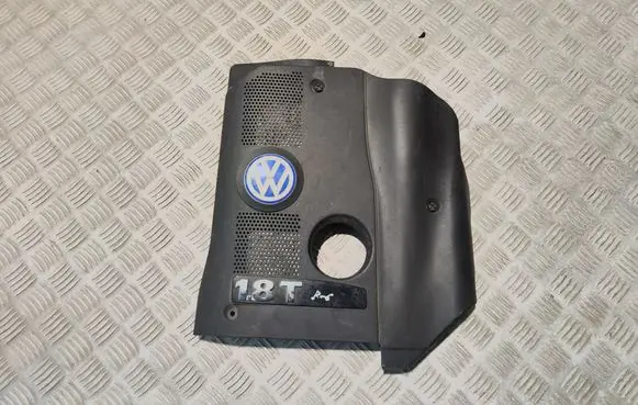 Volkswagen PASSAT B5.5 Engine cover (trim) 058103724