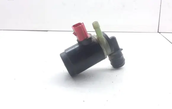 Land Rover Discovery Windscreen/windshield washer pump