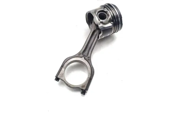 Citroen Xsara Picasso Piston with connecting rod 9HX
