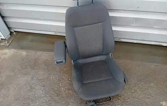 Opel Zafira B Front driver seat 