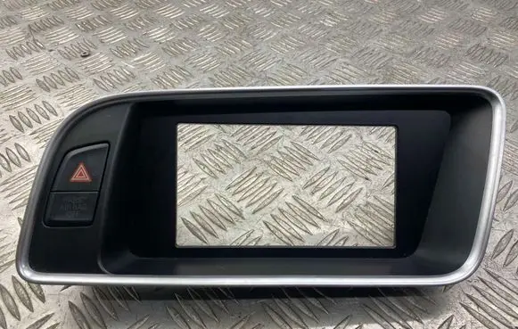 Audi Q5 SQ5 Radio/GPS head unit trim 8R2857186G