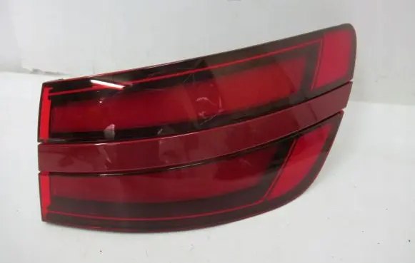 Genesis G80 Rear/tail lights
