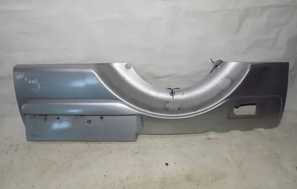 Toyota RAV 4 (XA20) Tailgate trim 
