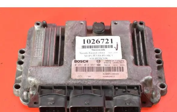 Suzuki Grand Vitara II Engine control unit/module ECU 8200518648