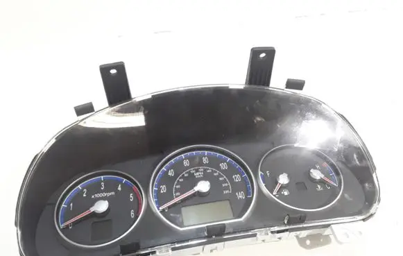Hyundai Santa Fe Speedometer (instrument cluster) 940012B391