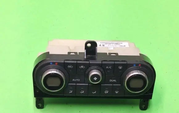 Nissan Qashqai Climate control unit 27500JD40B C7X19 A02000A7703000