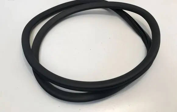 Opel Mokka B Rear door rubber seal (on body) 200722 4286