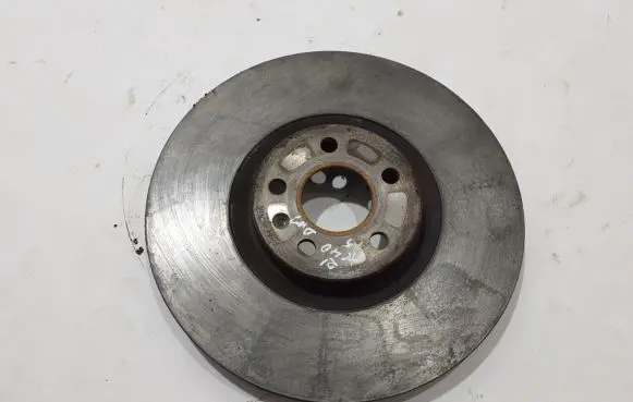 Volvo XC40 Front brake disc 32300811