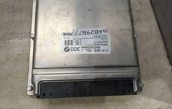 Land Rover Freelander Engine control unit/module NNN500340 7792938 6a829877