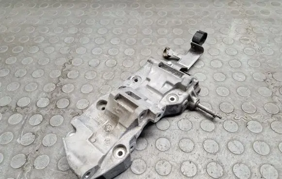BMW X5 F15 Engine mounting bracket 8506863
