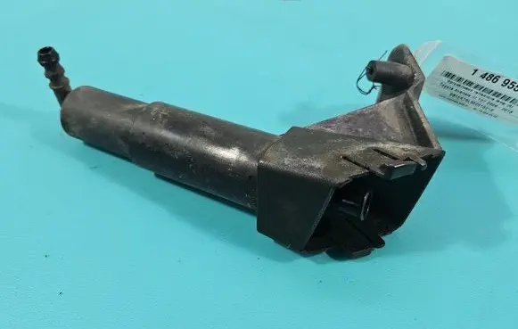 Toyota Avensis T270 Headlight washer spray nozzle 8520805030 IMPRK1486955