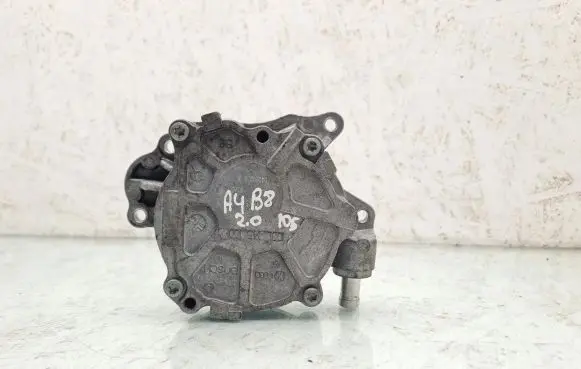 Audi A4 S4 B8 8K Vacuum pump 03L145100F