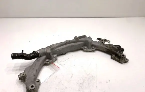 Porsche Panamera (970) Engine coolant pipe/hose 9481061615R