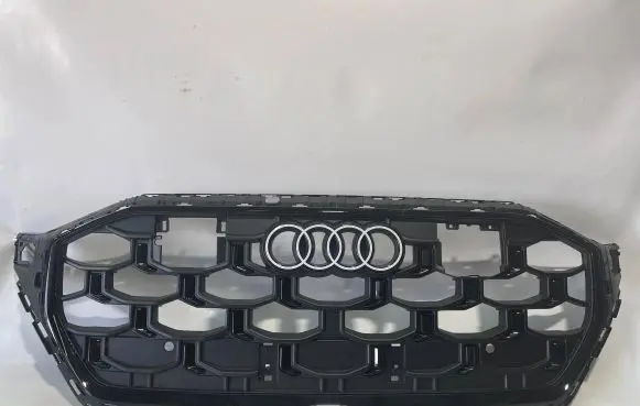 Audi Q8 Front bumper upper radiator grill 4M8853651