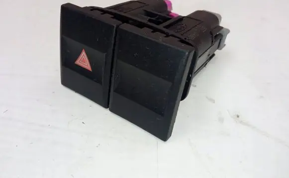Ford Mondeo Mk III Hazard light switch 2S7T-13A350-BA