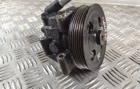Ford Mondeo MK IV Power steering pump