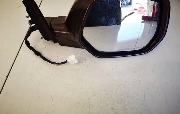 Honda CR-V Front door electric wing mirror E9024386