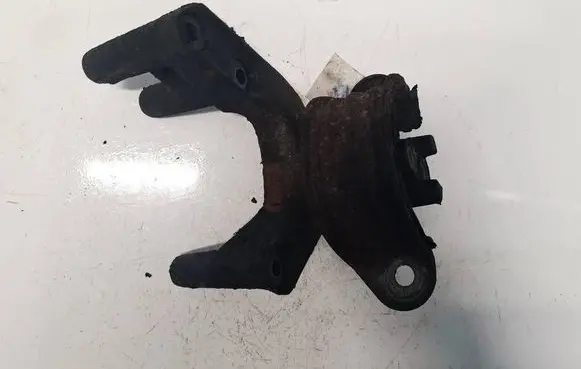 Opel Astra F Engine mounting bracket 