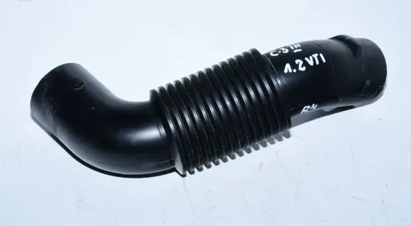 Citroen C3 Air intake hose/pipe 9670851780