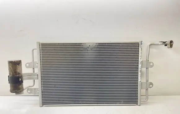 Volkswagen New Beetle A/C cooling radiator (condenser)