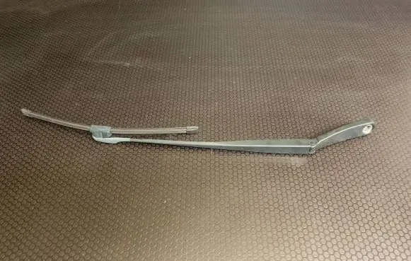 BMW 5 F10 F11 Windshield/front glass wiper blade 7203156