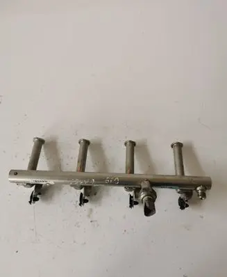 Volvo S60 Fuel main line pipe 31478555