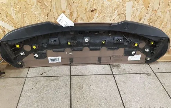Volvo V40 Tailgate/trunk spoiler 31347052 650300708
