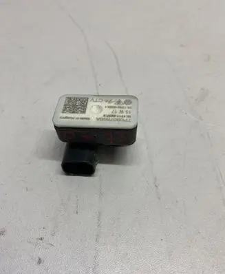 Porsche Cayenne (92A) Airbag deployment crash/impact sensor 7P0907508A