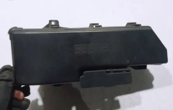 Volvo V70 Fuse box set 9494210