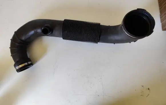 Mercedes-Benz Sprinter W906 Air intake hose/pipe A9065281724 446389600
