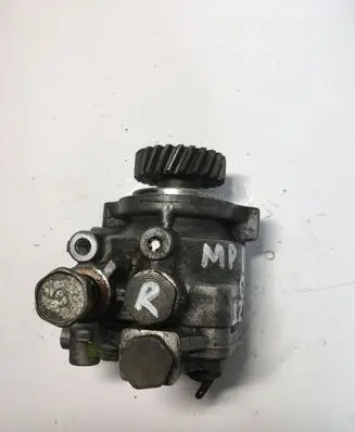 Mitsubishi Pajero Power steering pump
