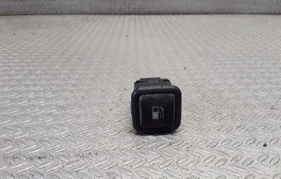 Volkswagen Golf IV Fuel tank opening switch 3B0959833A