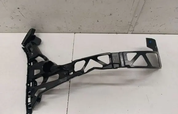 Mercedes-Benz EQE v295 Rear bumper mounting bracket A2958807102