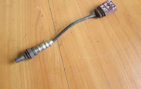 Volkswagen Polo Lambda probe sensor 03D906265A