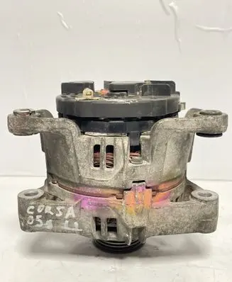 Opel Corsa C Generator/alternator 24437120 0124415023