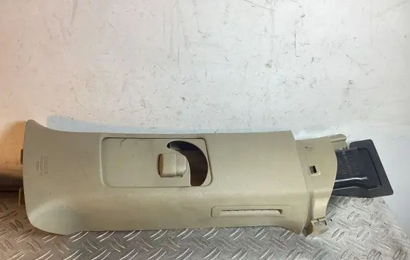 Toyota Land Cruiser (J200) (B) pillar trim (top) 6263960110 6263960120 8273060020