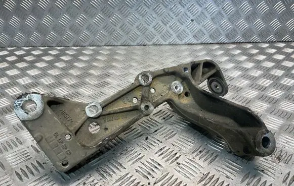Volkswagen Golf Plus Front lower control arm/wishbone 1K0199296E