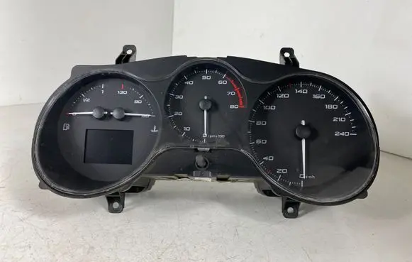 Seat Altea Speedometer (instrument cluster) 1P0920810E 0920600137 V030412207
